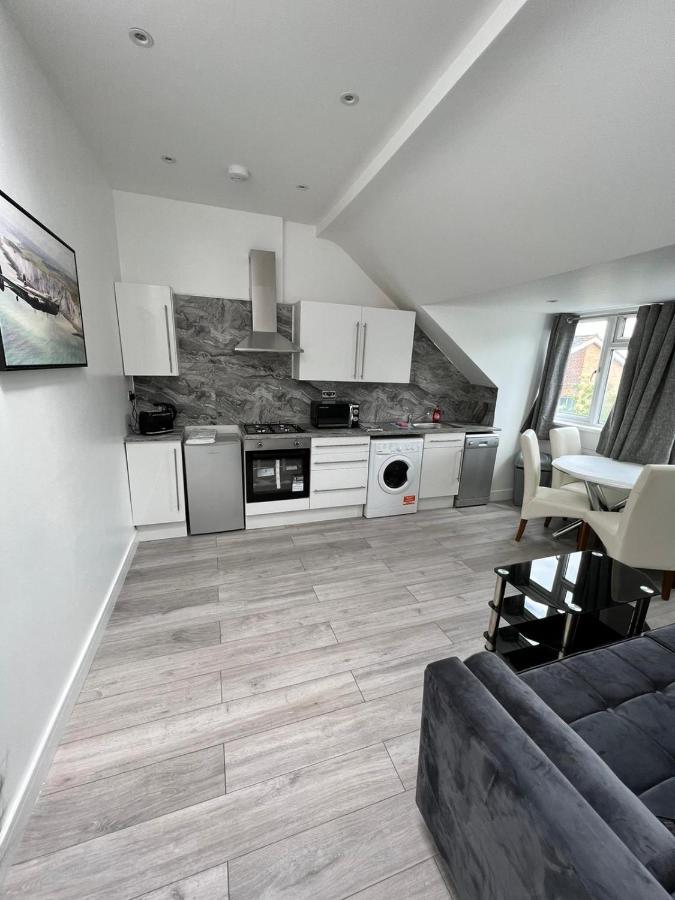 Lovely 2 Bedroom Flat With Roof Terrace In London Nw6 Екстер'єр фото
