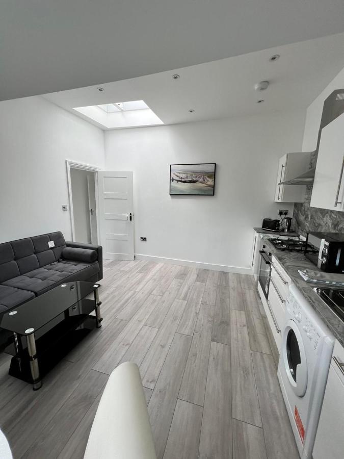 Lovely 2 Bedroom Flat With Roof Terrace In London Nw6 Екстер'єр фото