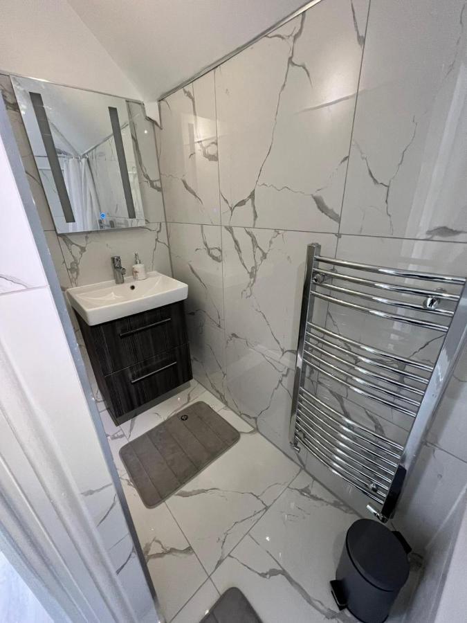 Lovely 2 Bedroom Flat With Roof Terrace In London Nw6 Екстер'єр фото
