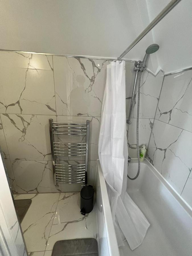 Lovely 2 Bedroom Flat With Roof Terrace In London Nw6 Екстер'єр фото