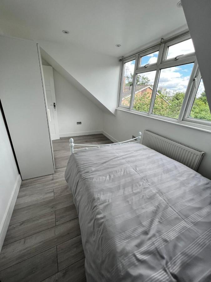 Lovely 2 Bedroom Flat With Roof Terrace In London Nw6 Екстер'єр фото